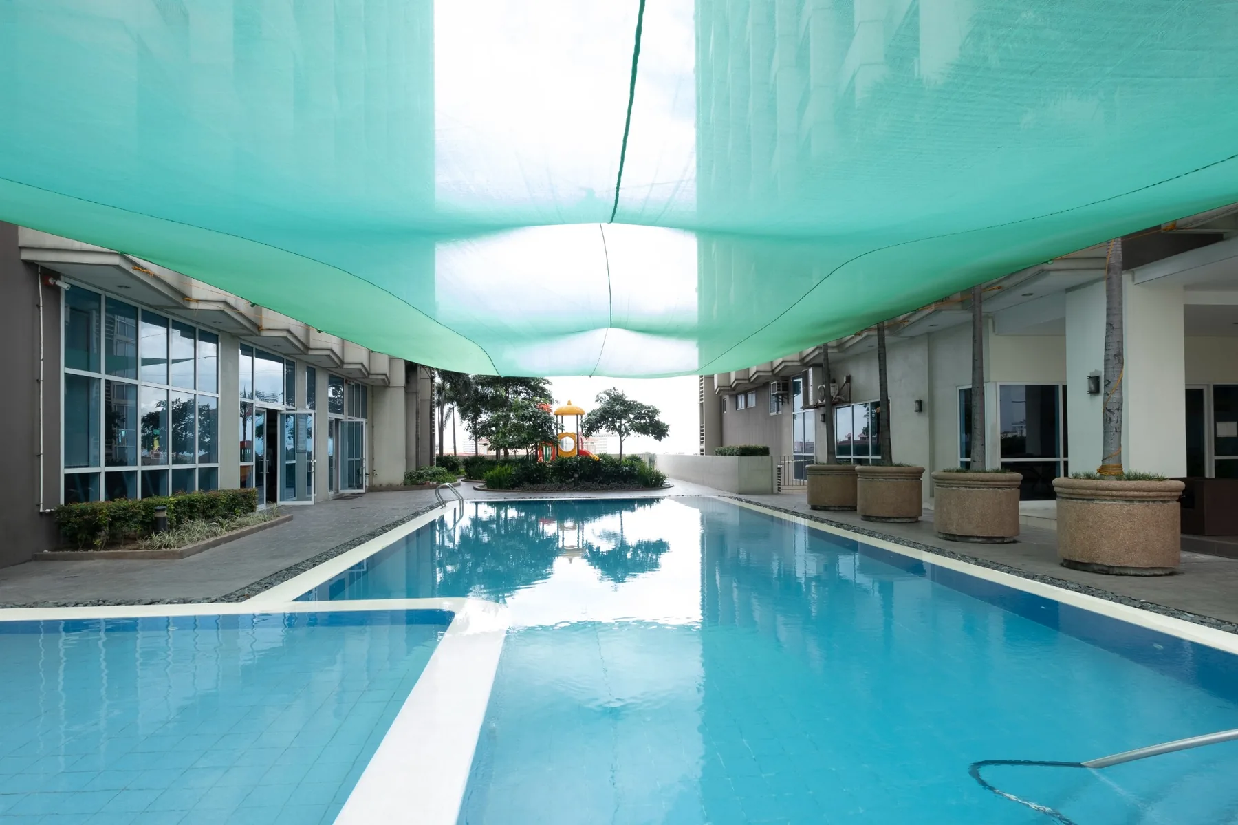 Four Seasons Riviera - Swimming Pool