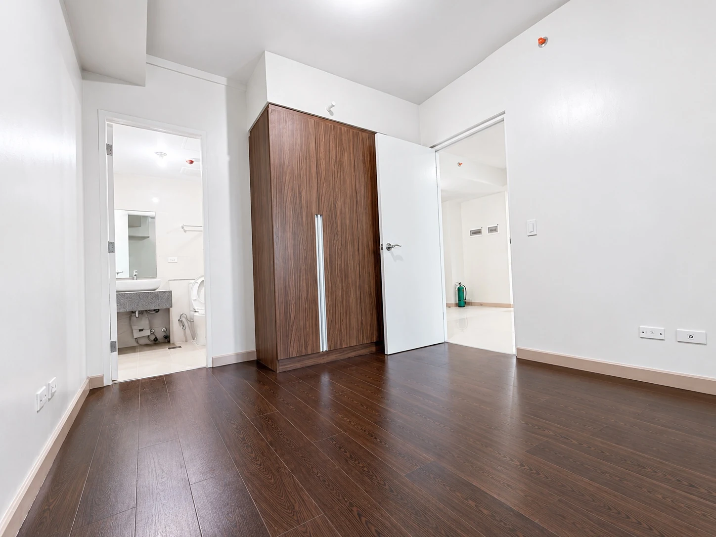 3 Bedroom - Bedroom with En Suite