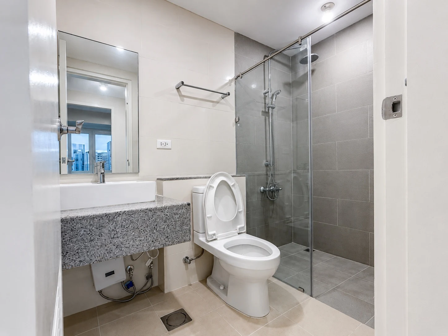 3 Bedroom - Bathroom