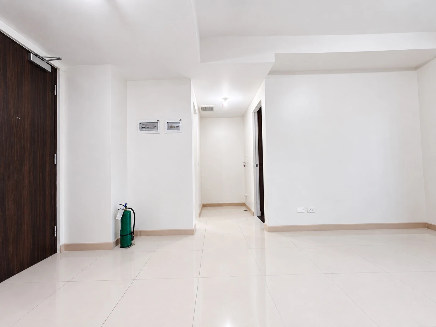 3 Bedroom - Living / Hallway